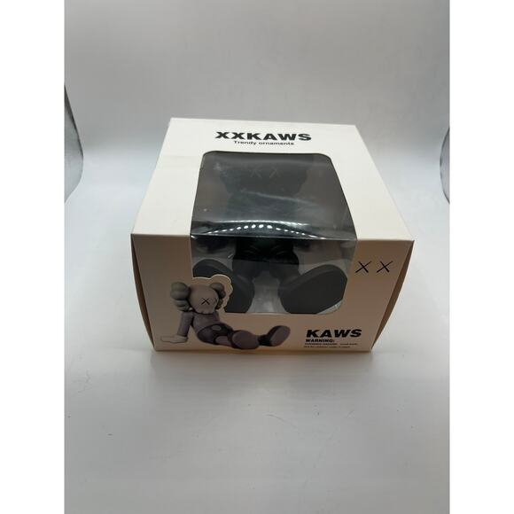 KAWS Statue Home Decoration Resin Art Sculpture Sitting 6" Grey Trendy Ornaments - Picture 2 of 4